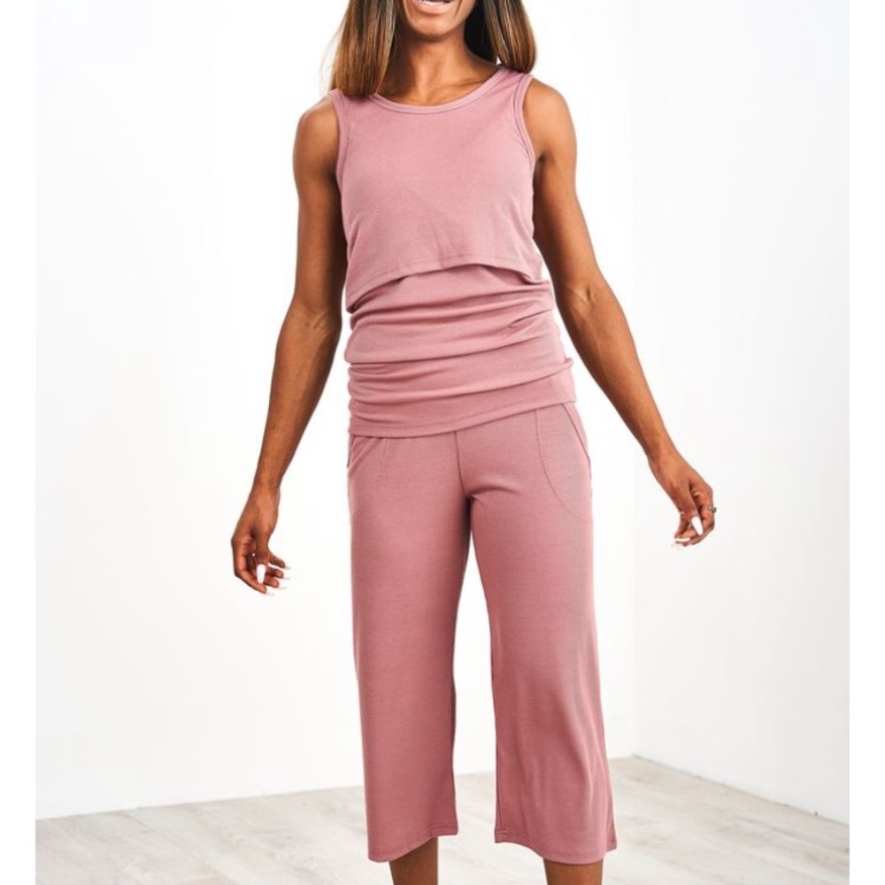 Latched Mama Lounge Nursing Set